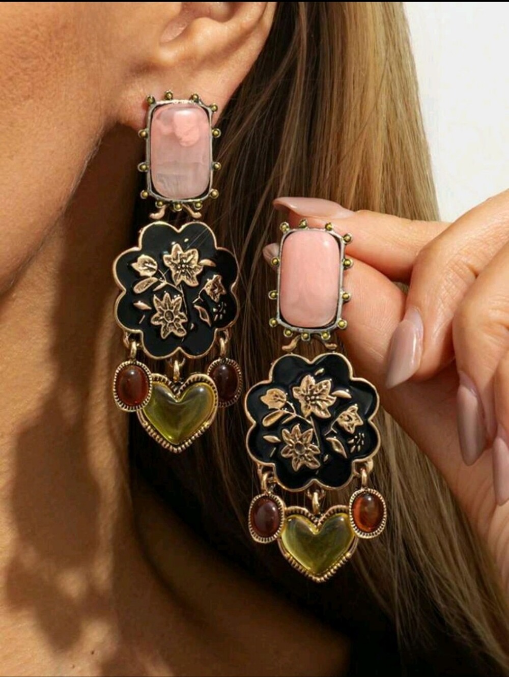 BRAND NEW ** Elegant Floral Drop Earrings - Pink, Black & Gold